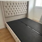 Lit Coffre Box Cloute Beige 160x200cm