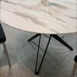 Table A Manger Electra Marbre Blanc Pieds Metal 120x75cm